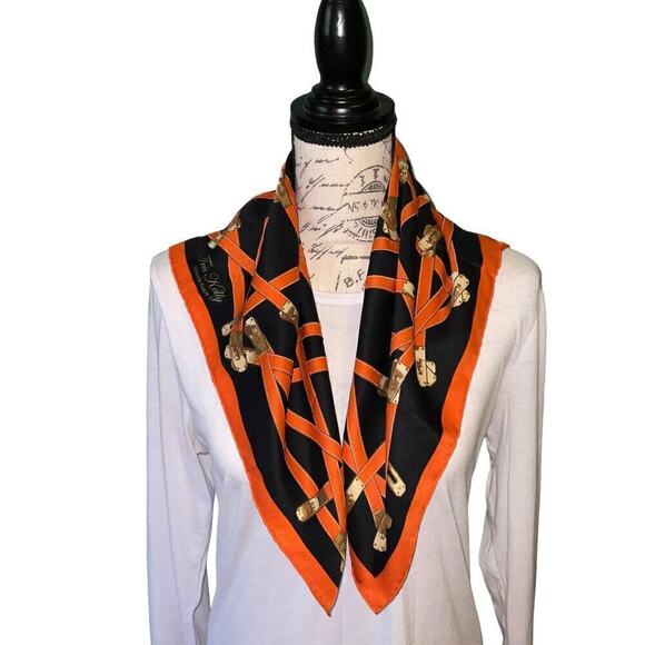 Hermès Silk Scarf Très Kelly Handbag Turnlock Motif Black Orange 70cm 26” - Picture 3 of 13